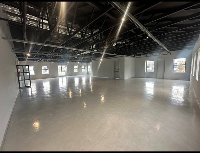 290M² OFFICE TO LET IN CENTURY CITY